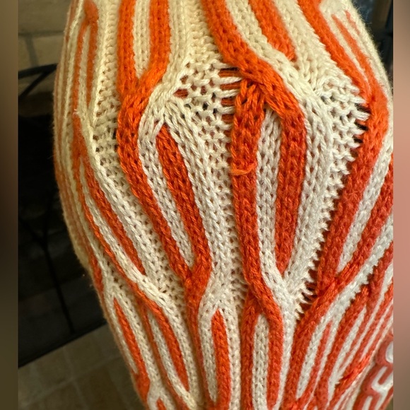 WILLOW & CLAY Orange & Ivory Knit Sweater - Medium - Picture 5 of 12